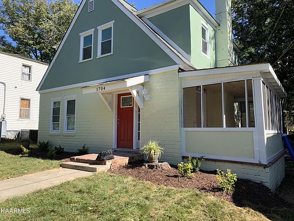 2nd image of 1704 Wilder Pl