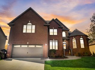 3722 Windmill Dr, Clarksville, TN 37040