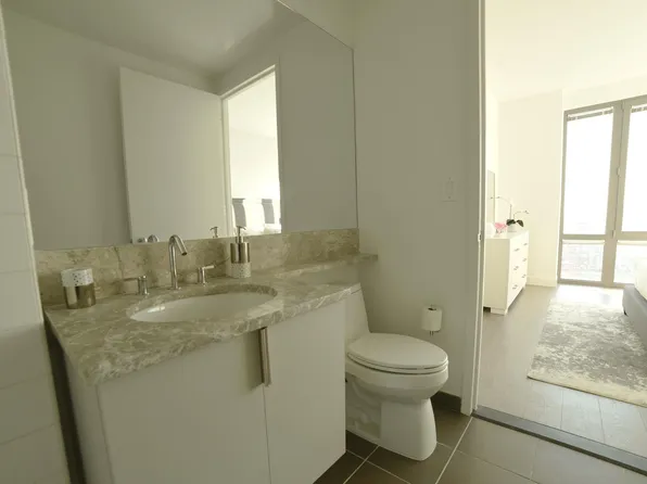 188 Ludlow Street image 1 of 6