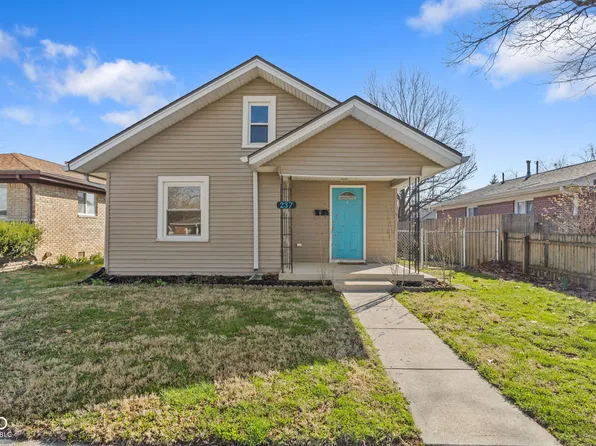 237 N 8th Ave, Beech Grove, IN 46107