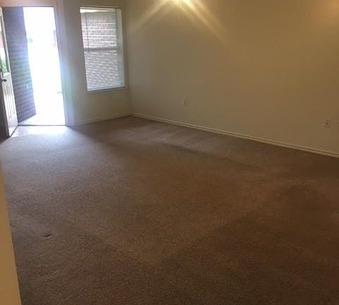 3rd image of 302 N Brentwood Ave APT B