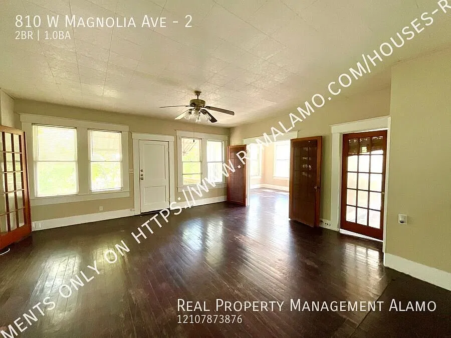Upstairs 2-Bedroom Apartment With Hardwood Floors & Vintage Charm! — Photo 2