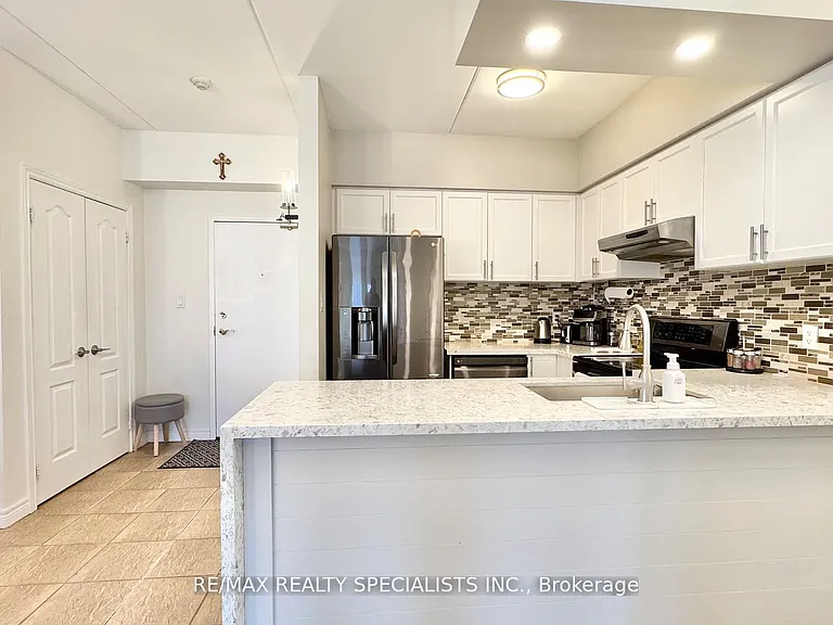4016 Kilmer Dr #112 — Photo 22