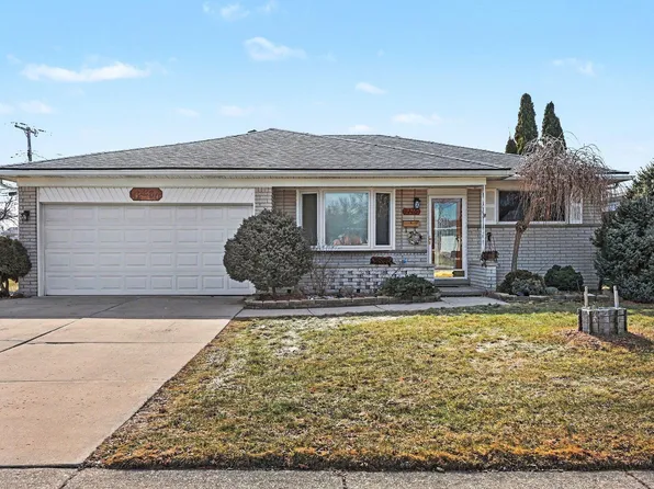 12260 De Grove Dr, Sterling Heights, MI 48312