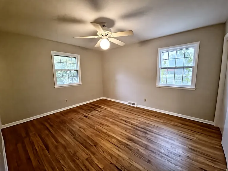 3427 Westbury Rd — Photo 12