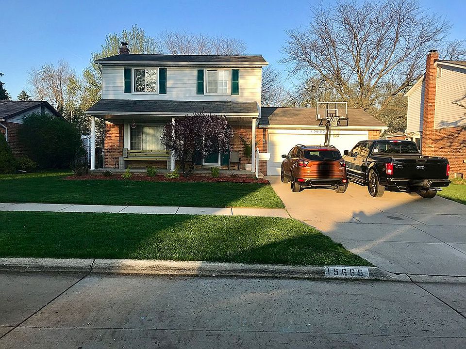 1st image of 15665 Vivian St