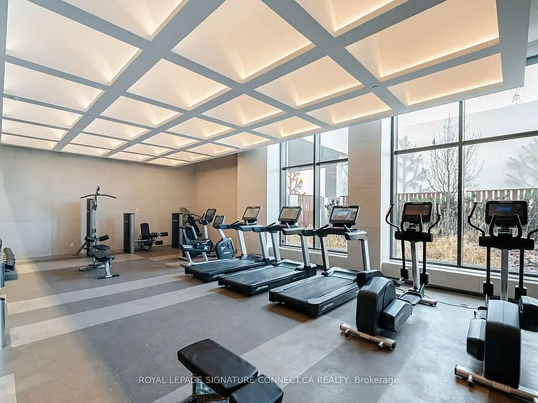 280 Howland Ave #303 — Photo 20