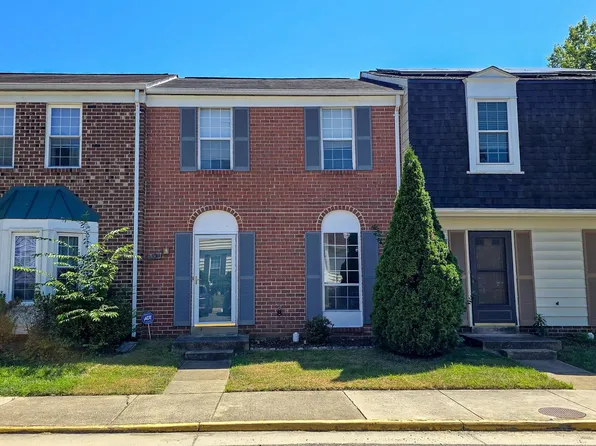 6520 China Grove Ct, Alexandria, VA 22310