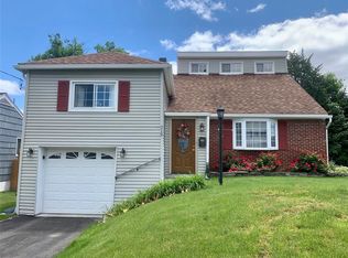 318 Taylor Ave, Endicott, NY 13760