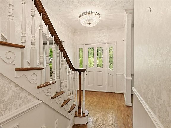 4th image of 318 Kepley Craver Ave