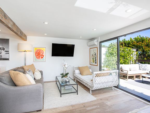 5th image of 420 Marine St APT 4