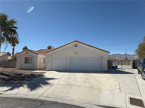7133 Tropical Island Cir, Las Vegas, NV 89129