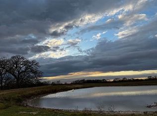 325 Lake Valley Rd, Sunset, TX 76270