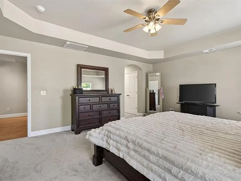 221 Allenbrooke Dr — Photo 24