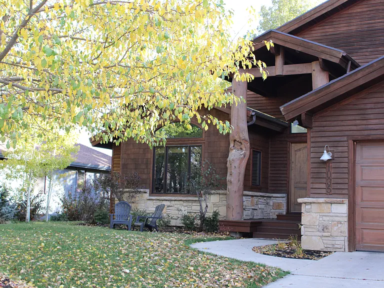 1035 Abilene Way — Photo 3