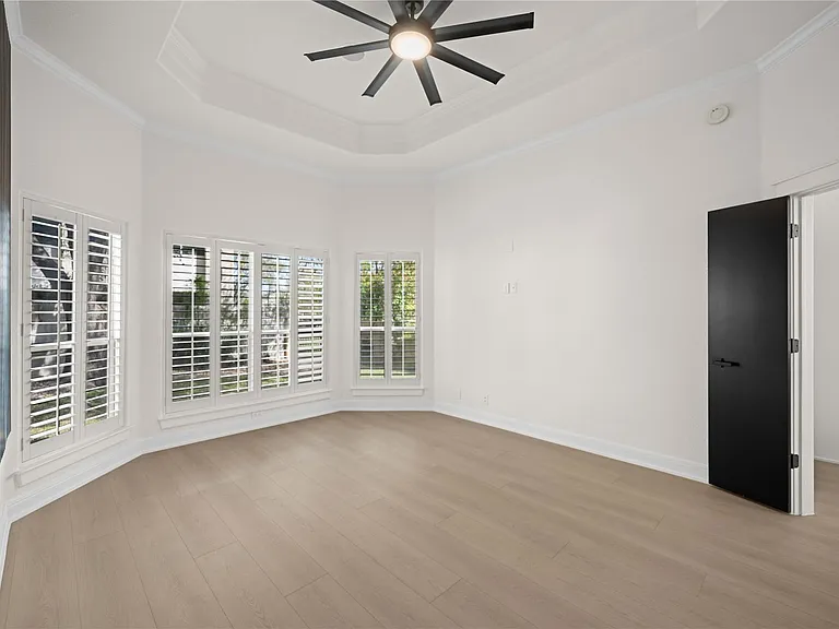 11 Treehaven Ln — Photo 16