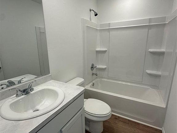 7th image of this home