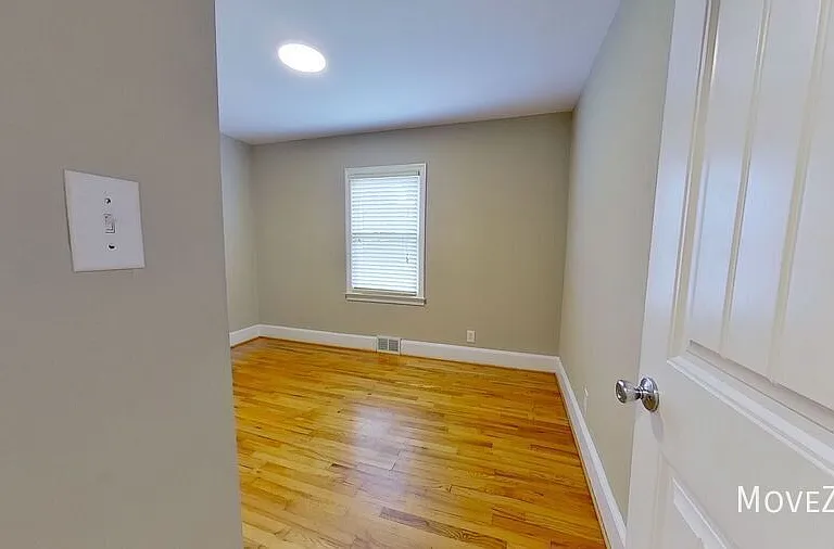 2301 Cherokee Ln — Photo 13