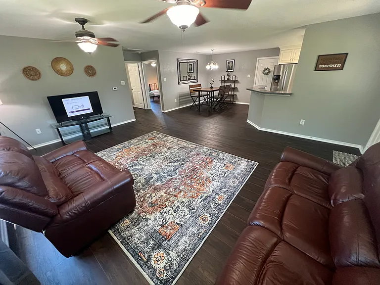310 Southwick Dr — Photo 2