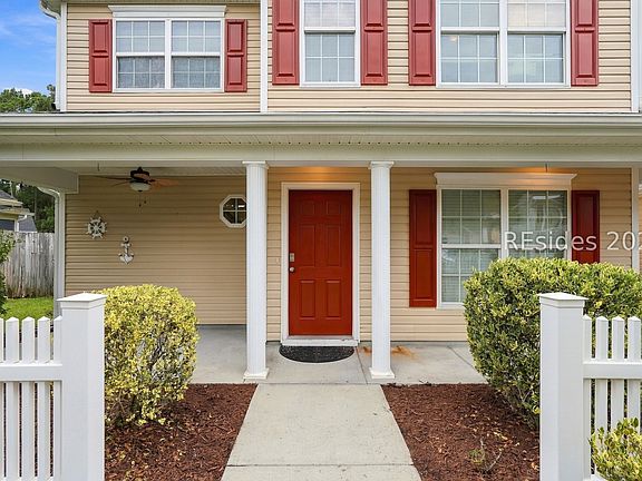 3rd image of 29 Savannah Oak Drive