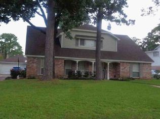 1018 Lodgehill Ln, Houston, TX 77090