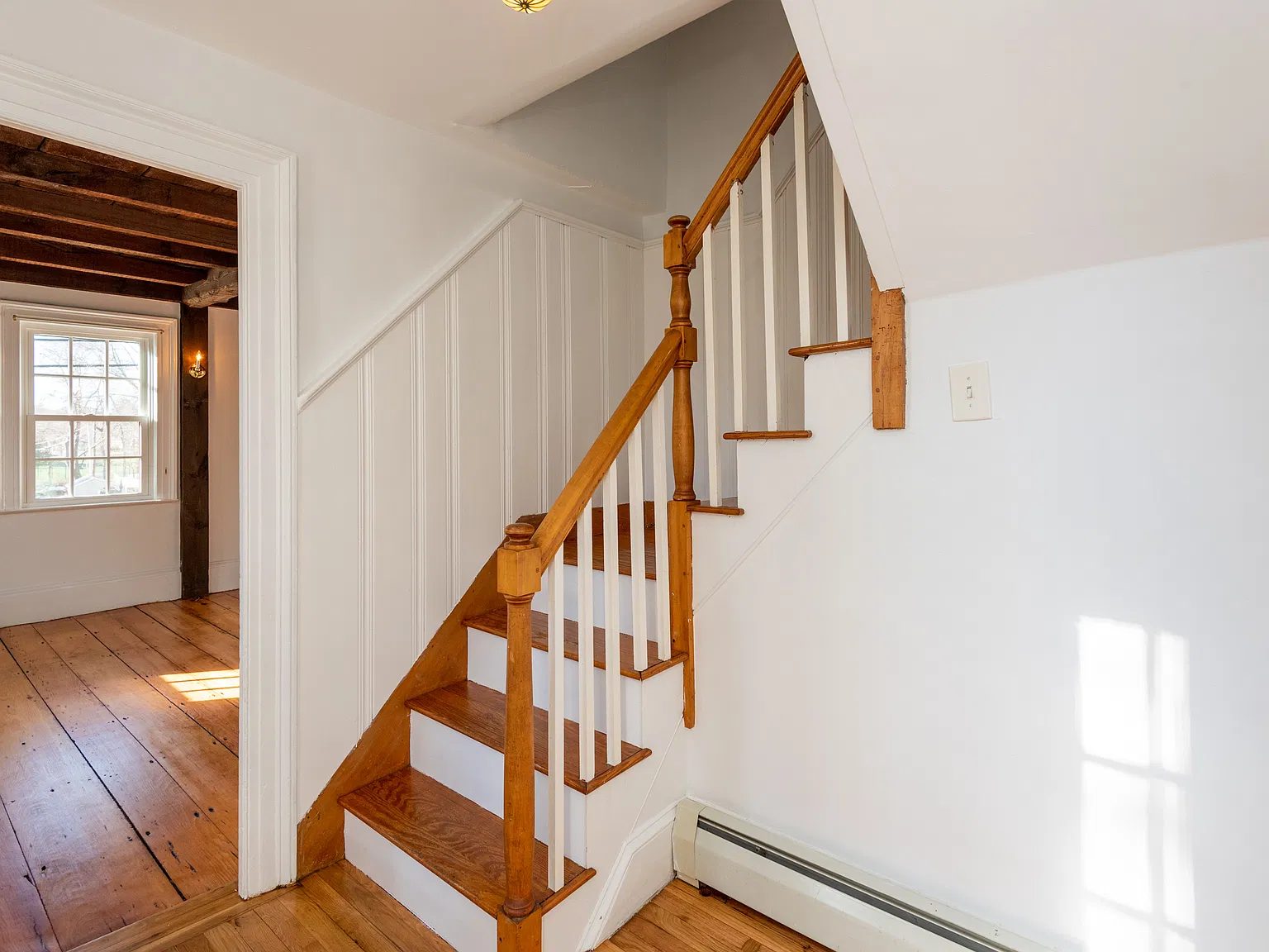 2 bed, 900 sqft, $2,300 — Photo 4