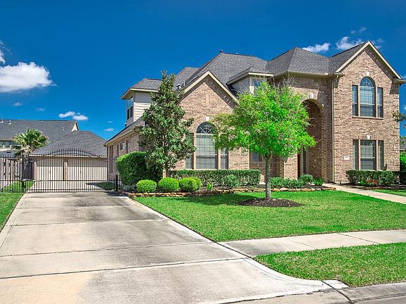 2nd image of 28314 Wild Mustang Ln