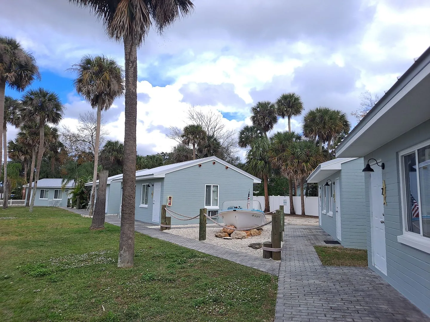 Nsb Furnished Efficiency Unit-All Utilities Included Including Wi-Fi! — Photo 1