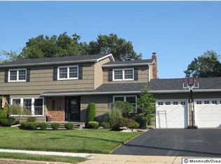 3 Beacon Dr, Howell, NJ 07731