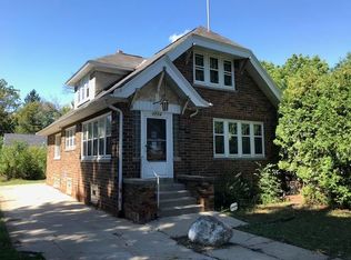 4739 N 19th St, Milwaukee, WI 53209