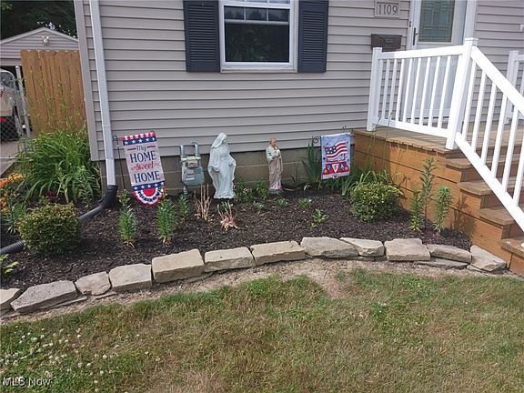 2nd image of 1109 Bell Ave