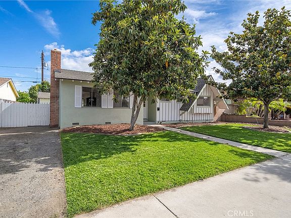 3rd image of 1331 E Banyan Ave