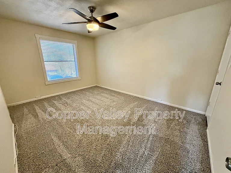 8601 S 48th St #3 — Photo 10