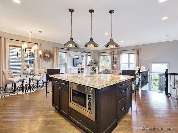 Massive kitchen 
