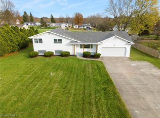 1579 S Plainview Dr, Akron, OH