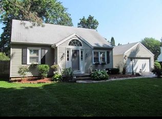 8 Iva Mae Dr, North Chili, NY 14514