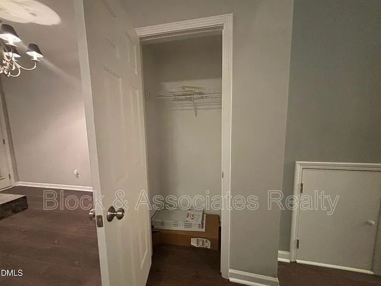 27 Great View Ct — Photo 17