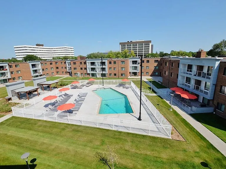 Shelard Village Apartments — Photo 2