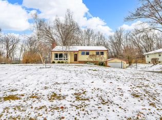 3037 Fawn Ln, Jackson, MI 49201