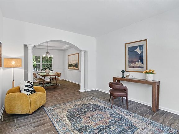 5th image of 6991 Lakeside Dr