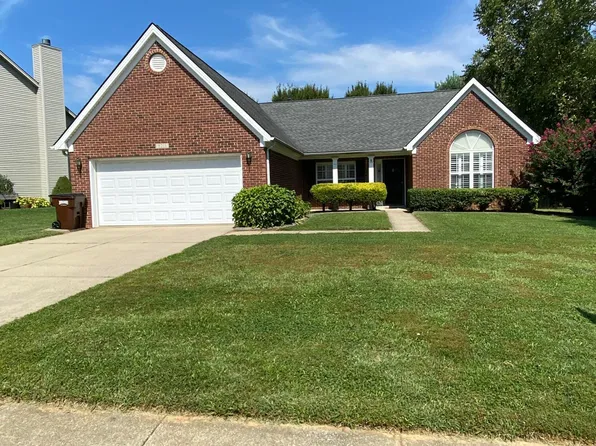 9211 Eminence Ct, Prospect, KY 40059