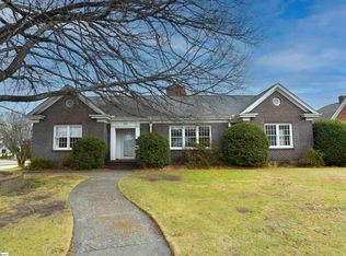 308 W Poinsett St, Greer, SC 29650