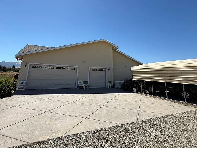 4426 Buena Vista Ln — Photo 22