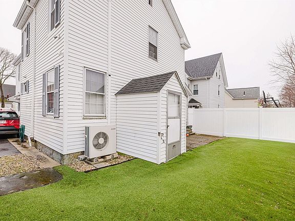 3rd image of 5 State St