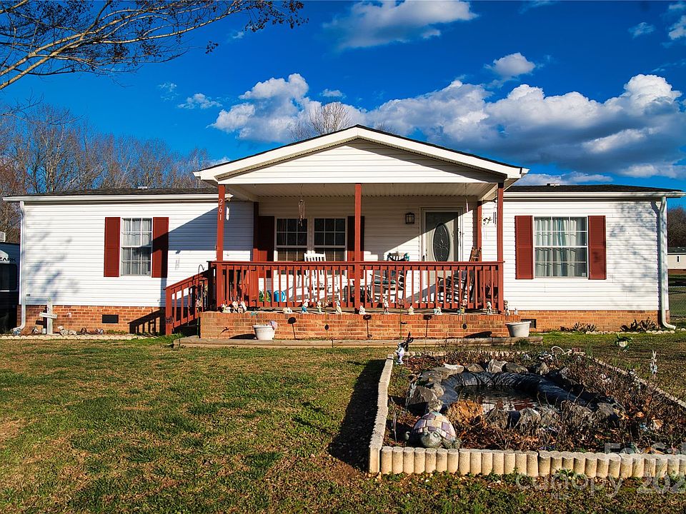 1st image of 261 Mountain Meadows Dr
