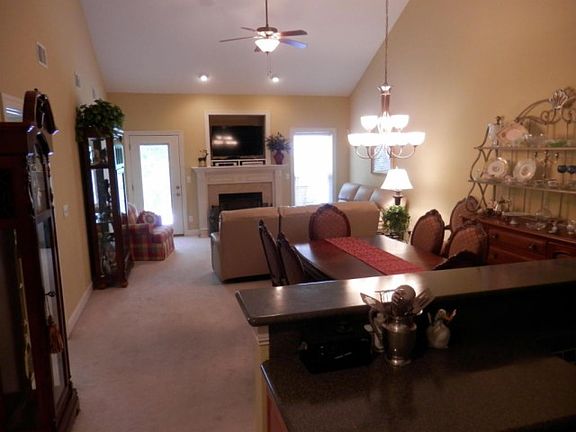 3rd image of 5422 Mandarin Cir