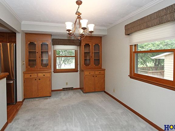 5th image of 1111 Sycamore Dr