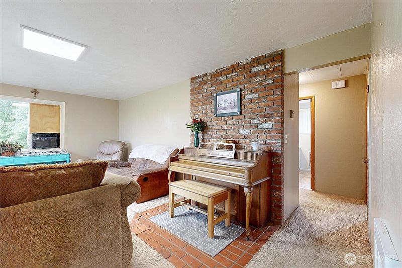 5th image of 956 Brickner Road