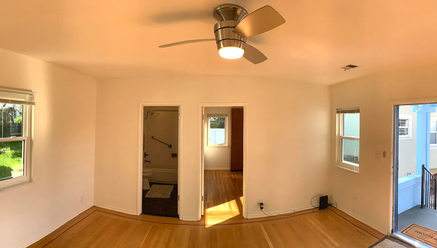 Updated 1000 Sf 2 Br/1ba Oak Center/West Oakland Cottage Minutes From Emeryville, Downtown, 80, 5... — Photo 4
