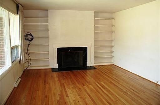 5th image of 1717 Barrington Pl